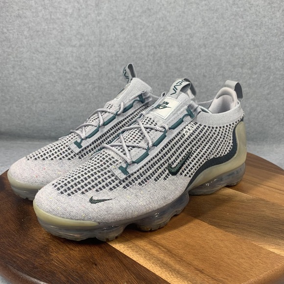 Nike Air Vapormax 2021 FK Flyknit SE Light Bone Teal Mens Size 11 DN3074-001 - Picture 1 of 13
